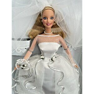 Blushing Bride Barbie Doll 1999 Mattel 26074